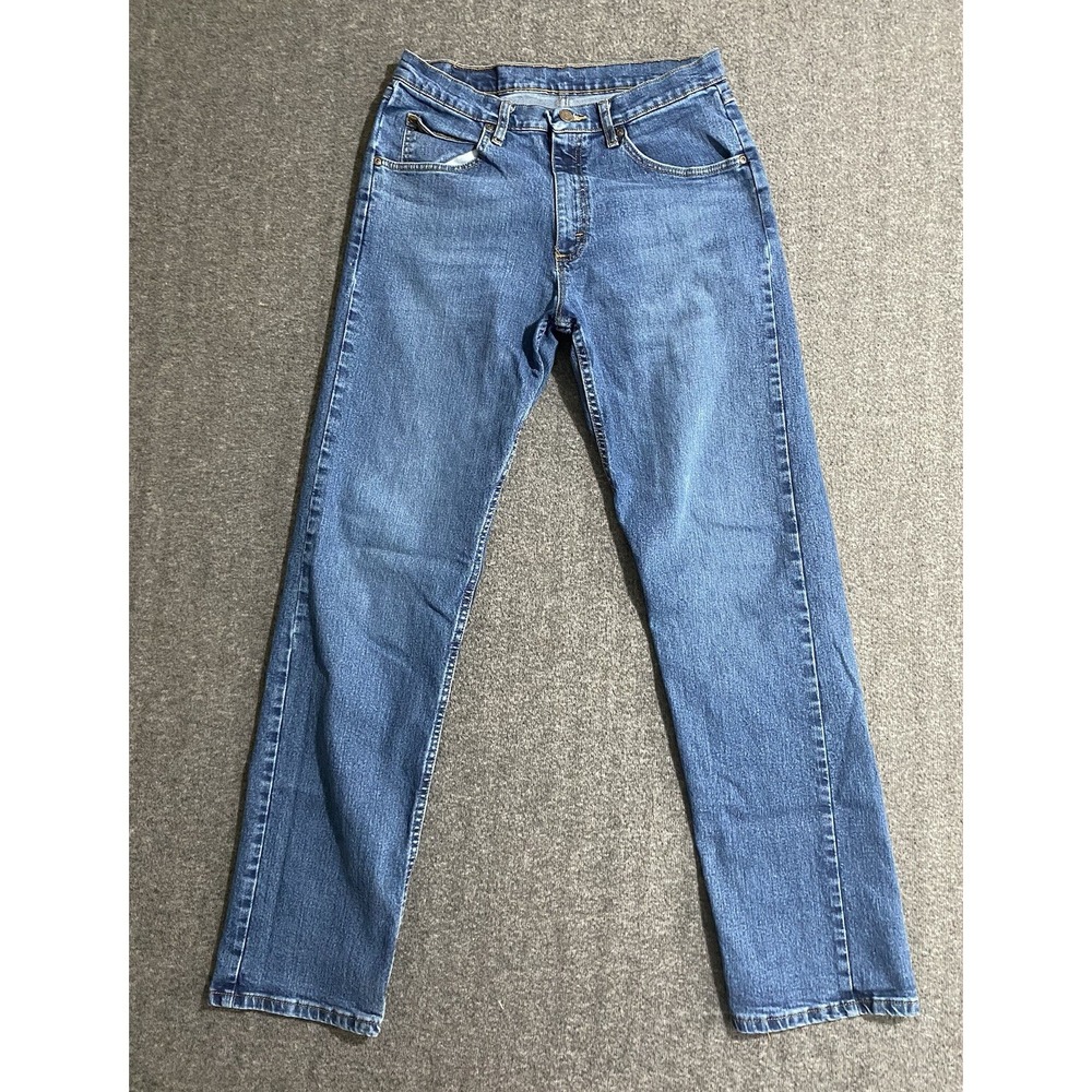 Wrangler Jeans Rugged Wear Mens Blue Medium Wash Denim Straight Leg Size 46x30